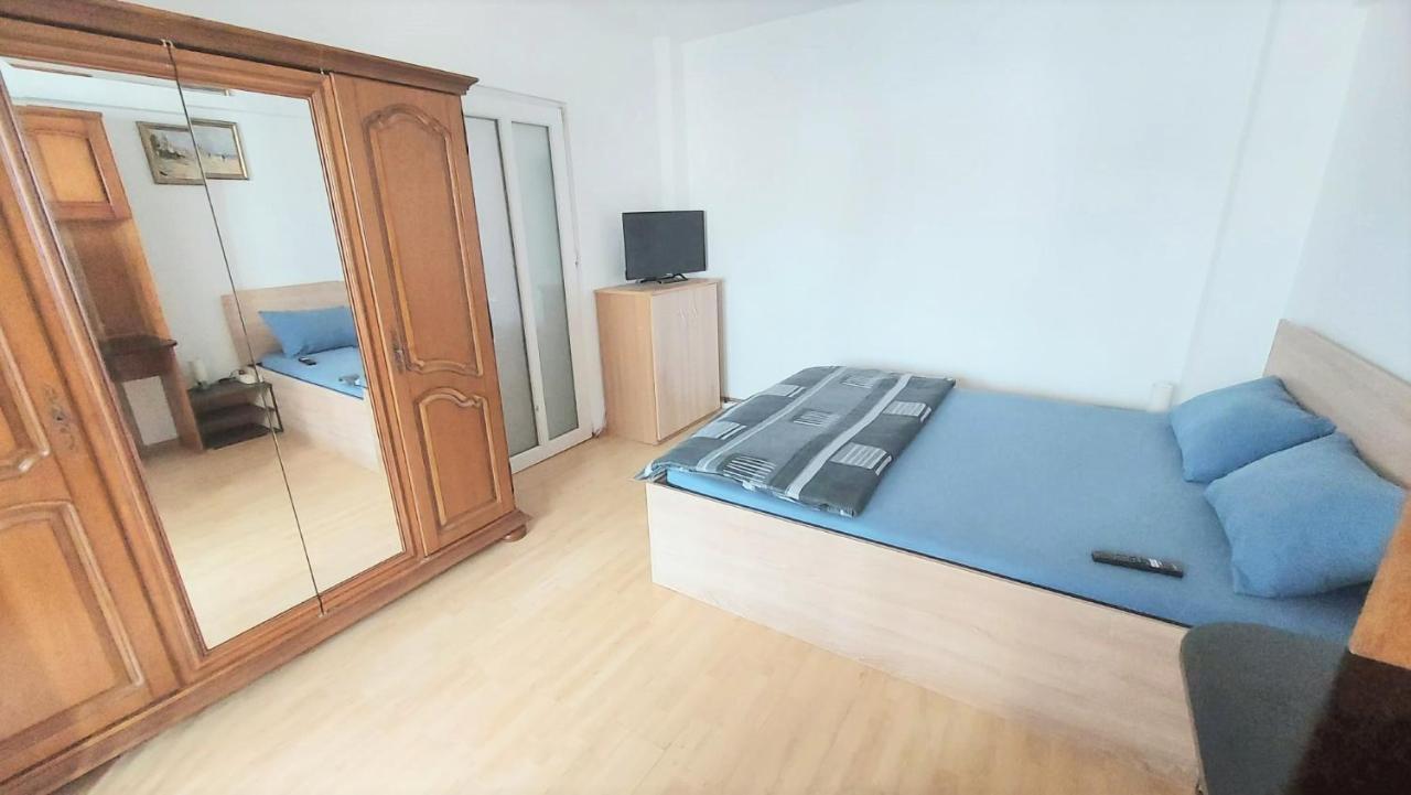 Ultracentral - Apartament Modern - Panoramic View Bacău Eksteriør billede